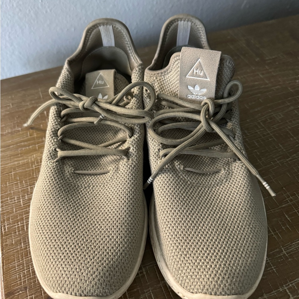 Adidas Tennis HU Pharrell Williams